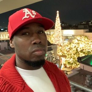 Meet your Posher, Husani